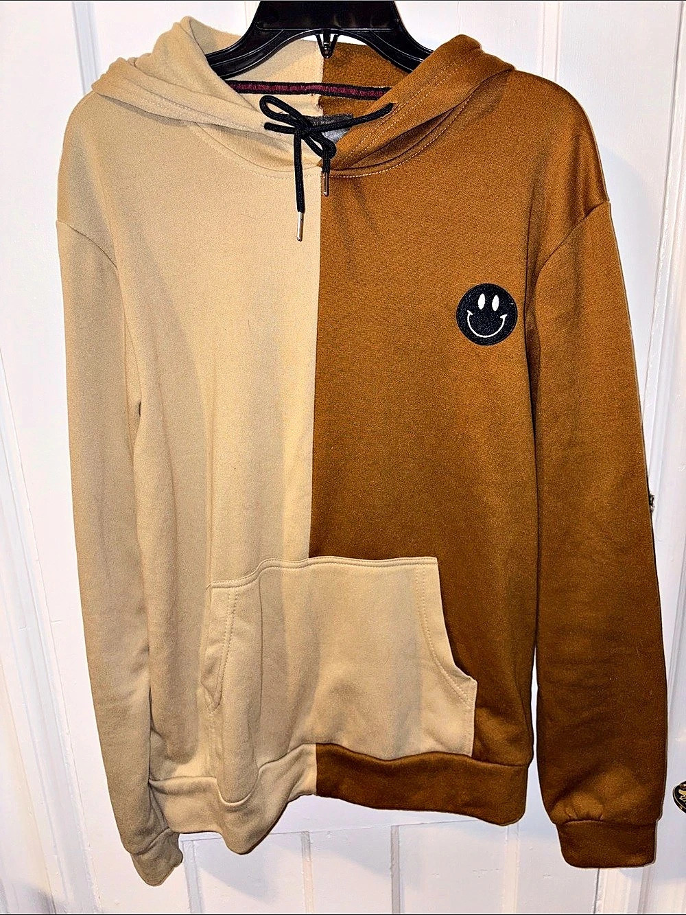 Triumph Over Tragedy Men’s Color Block Hoodie Smiley Face Size Medium Like New
